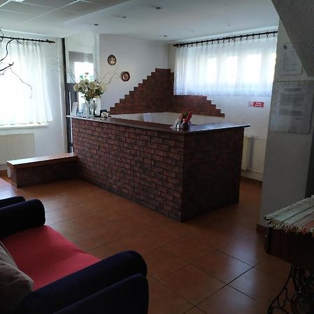 Dom Turysty Pttk Hostel Stary Toruń Buitenkant foto