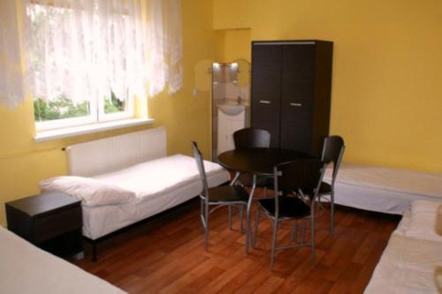 Dom Turysty Pttk Hostel Stary Toruń Buitenkant foto